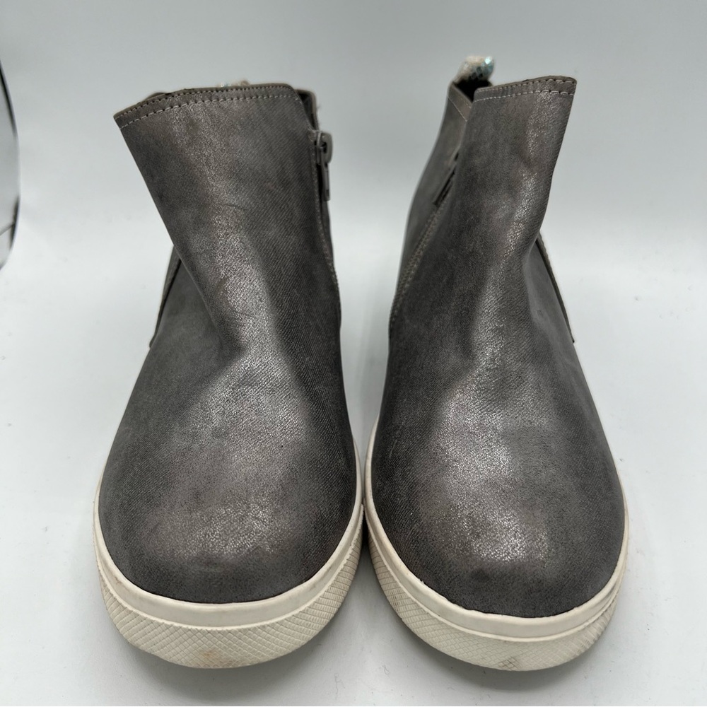 Treasure & Bond Women's Sz 5 Silver Faux Leather Parker Wedge Ankle Booties - Picture 2 of 9